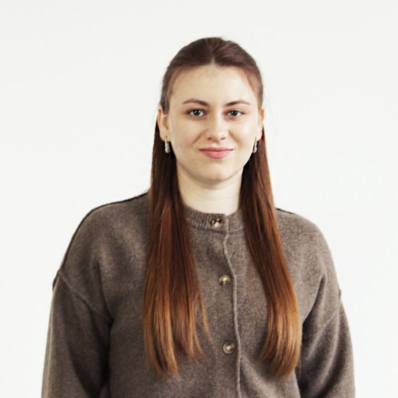 2026-03-10_Mitarbeiterfotos-1200x1200px_Nadiia-Kyssa_800x800